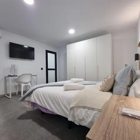 De Lujo Con Piscina Climatizada Villa *