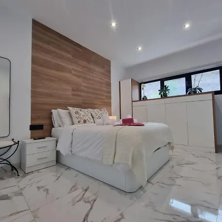 De Lujo Con Piscina Climatizada Villa Mogan