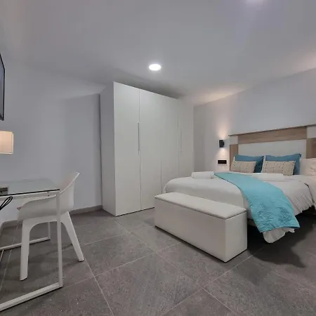 Villa De Lujo Con Piscina Climatizada *