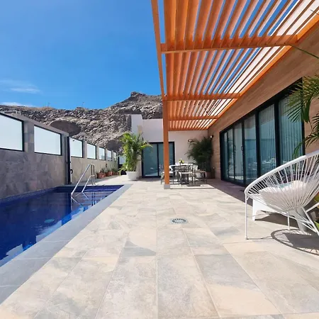 De Lujo Con Piscina Climatizada Villa